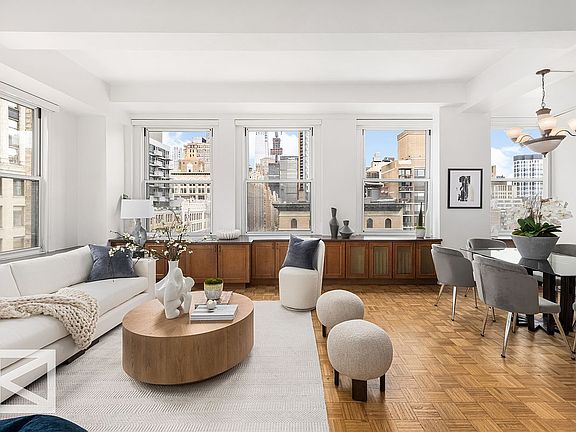 3rd image of 425 Park Ave S APT 15A