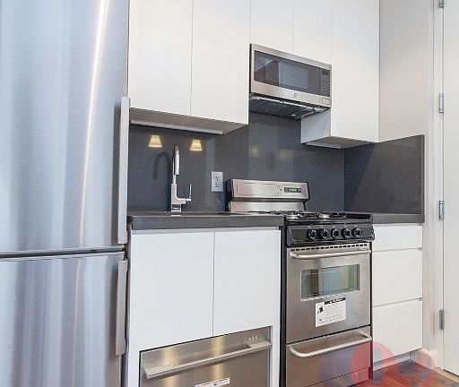 3rd image of 47 1/2 E 1st St APT 5R