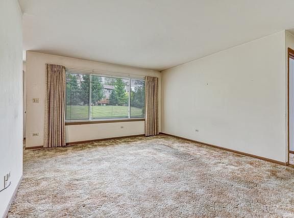 4th image of 552 N Deer Run Dr #9A12