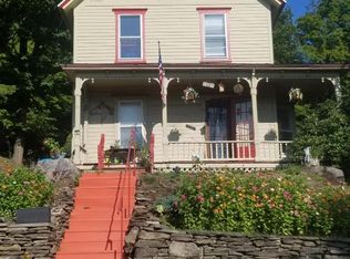 6 N 6th St, Oneonta, NY 13820