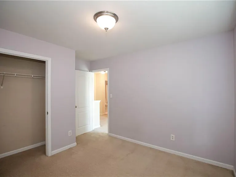 1005 Landover Xing — Photo 40