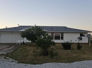 11283 E State Highway 9, Ellisville, IL 61431