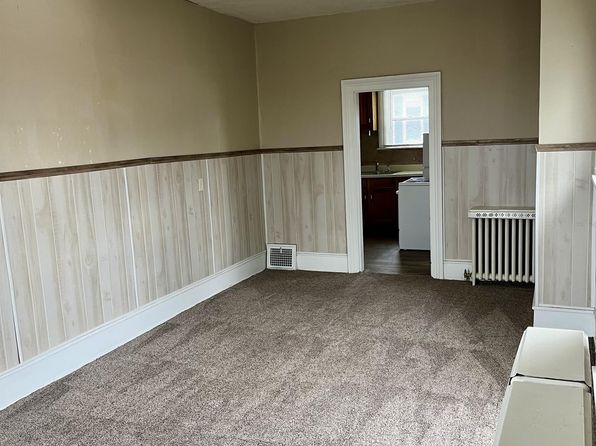 445 East Jackson Street - A, 445 E Jackson St, Millersburg, OH 44654