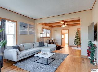 207 W Valley St, Valley, NE 68064