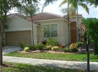 618 Bald Cypress Rd, Weston, FL 33327