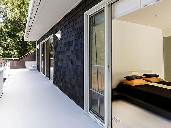 Sliding glass doors thorough all rooms