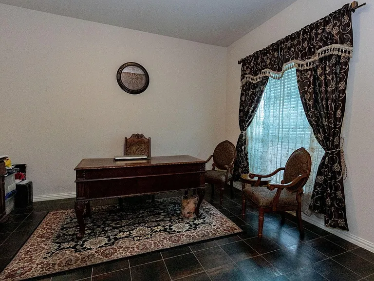 11956 Grandview Dr — Photo 12