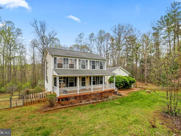 5511 Riverbend Ln, Reva, VA 22735