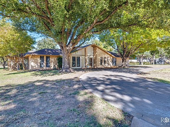 4th image of 1514 Sun Valley Ln