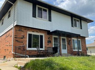 1820 Cardinal Dr #1822, Waukesha, WI 53186