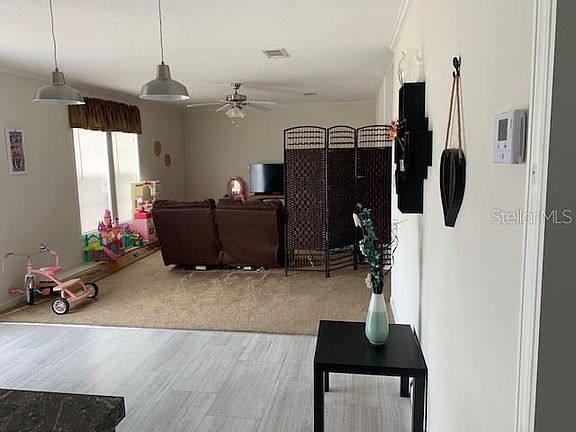 3rd image of 3210 Silver Lake Ct