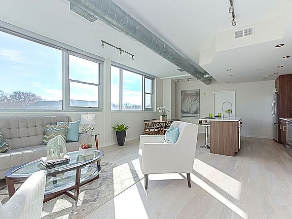 5th image of 3409 Wilson Blvd Unit 307