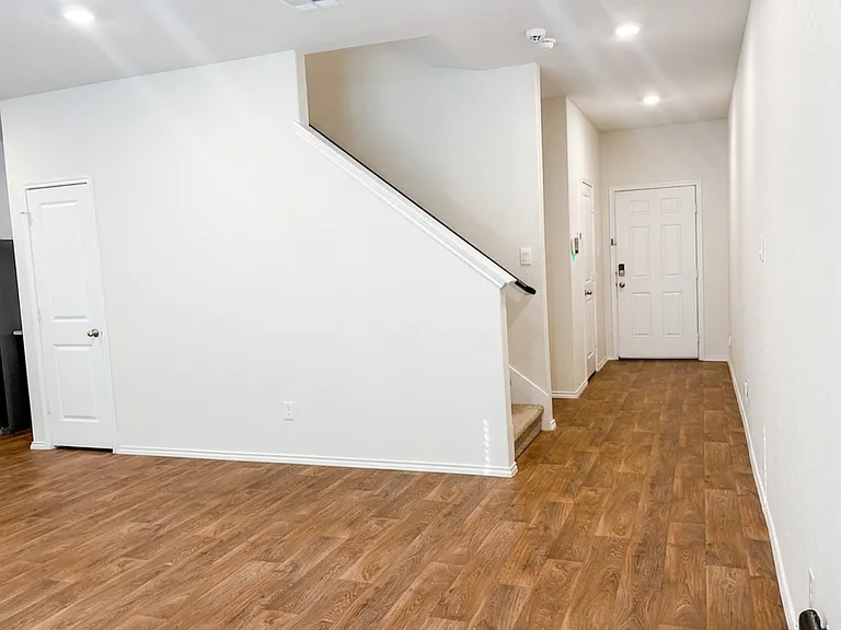 4836 Vogesite Path — Photo 5