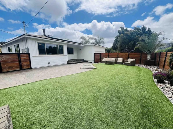 9977 Dunbar Ln, El Cajon, CA 92021