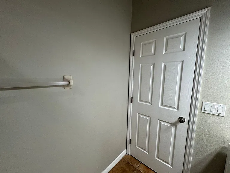 2521 Roat Dr — Photo 33