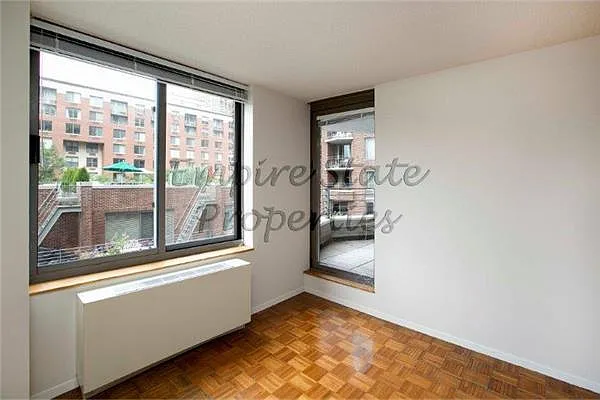 Sold by Empire State Properties | media 14