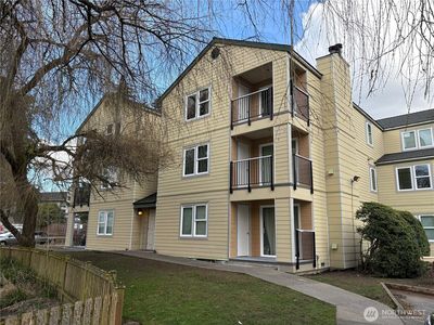 20328 Bothell Everett Highway #B202, Bothell, WA, 98012
