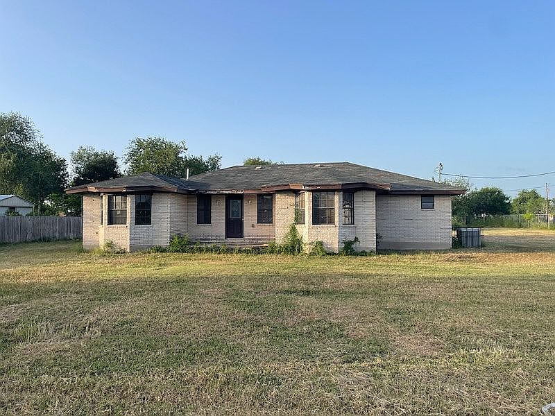 1st image of 21945 Jim Bowie Blvd