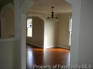 1564 Graystone Rd, Fayetteville, NC 28311