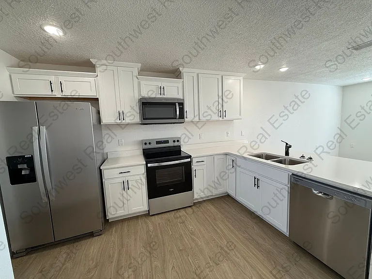 3509 Ethan Ave — Photo 2