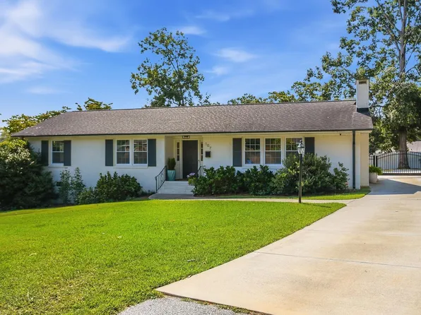 107 Birchwood Dr, Greenville, SC 29605