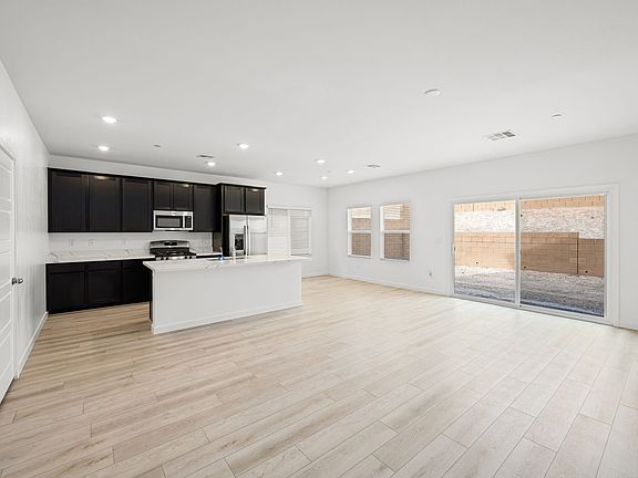 3 web or mls Lennar 3339 DANCING WATERS ST 3