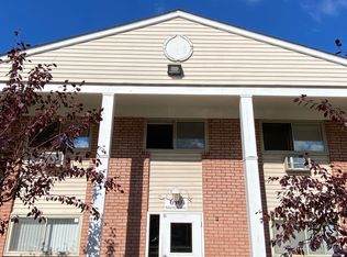 690 Marilyn Ave APT 203, Glendale Heights, IL 60139