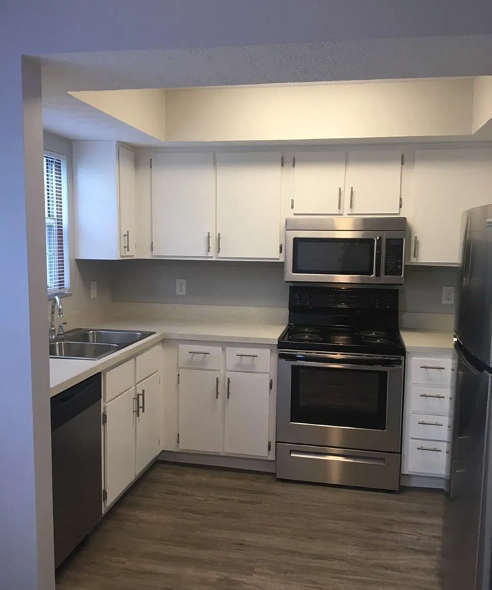 2 bed, 1.5 bath, 1500 sqft, $1,600 — Photo 1