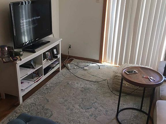 3rd image of 3093 47th St #1