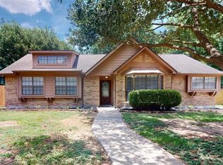 15734 Lakedale Dr, Houston, TX 77095