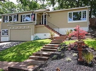 995 Hawthorne Dr, Lafayette, CA 94549