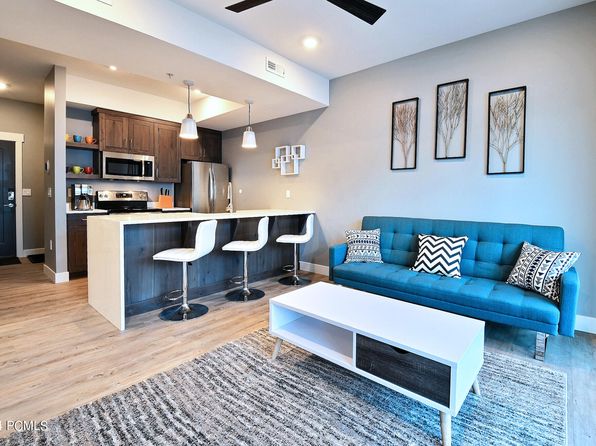 1846 Prospector Ave #301