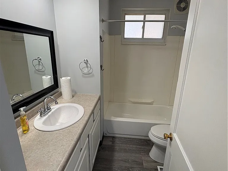 305 S Pennsylvania Ave #1 — Photo 5