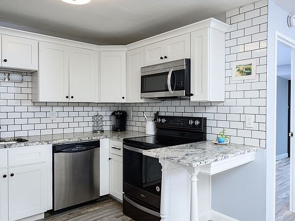 3rd image of 55 Tall Oaks Dr Unit 601