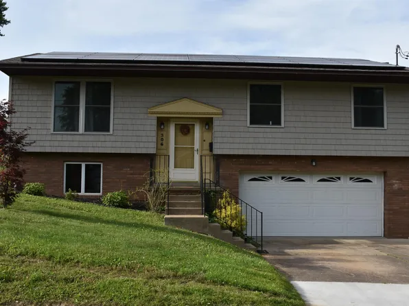 306 Pearcy Ave, Bridgeport, WV 26330
