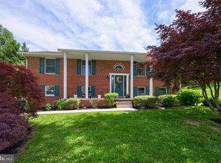 3450 Heather Dr, York, PA 17408