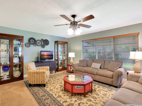 1275 High Point Place S #D, Delray Beach, FL 33445