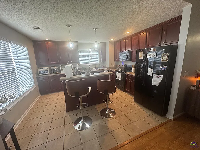 113 Faybrook Dr — Photo 6