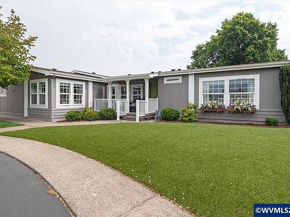 4th image of 3430 Hiddenview Ln NE #7