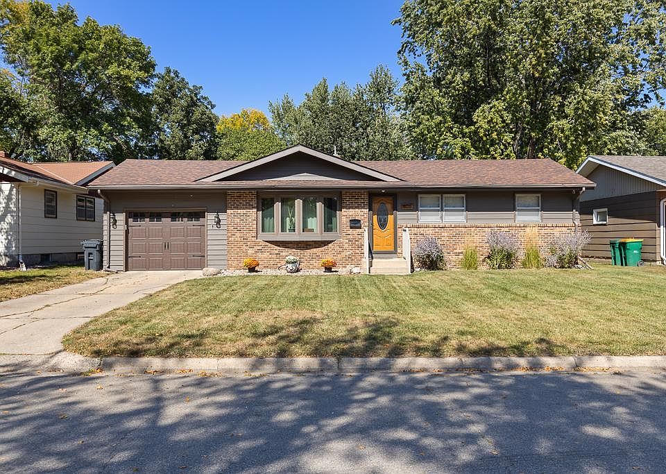 1st image of 608 Kathryn Ave
