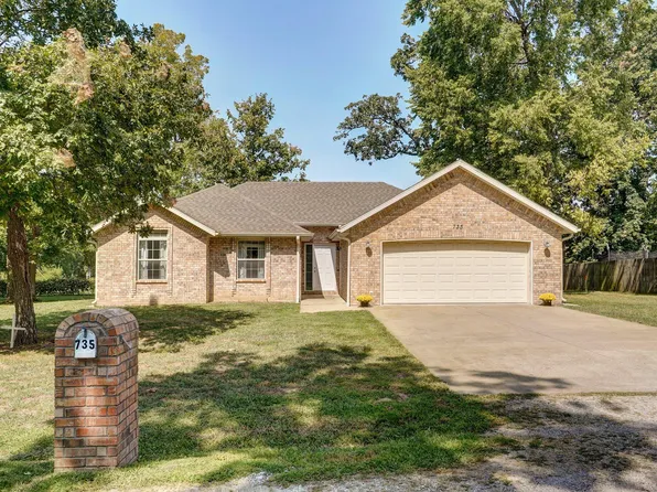 735 Cohick Street, Mt Vernon, MO 65712