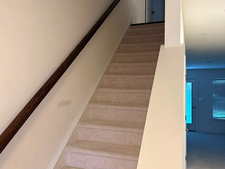 105 Larrabee Way — Photo 2