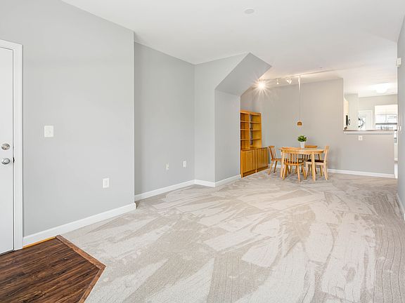 3rd image of 42447 Rockrose Sq