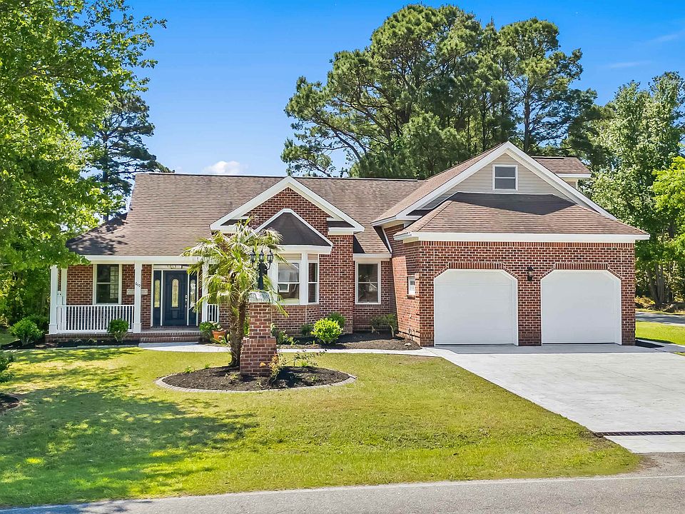 1st image of 619 Waccamaw River Rd.