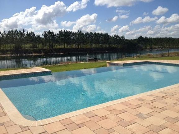5th image of 13000 Bellerive Dr