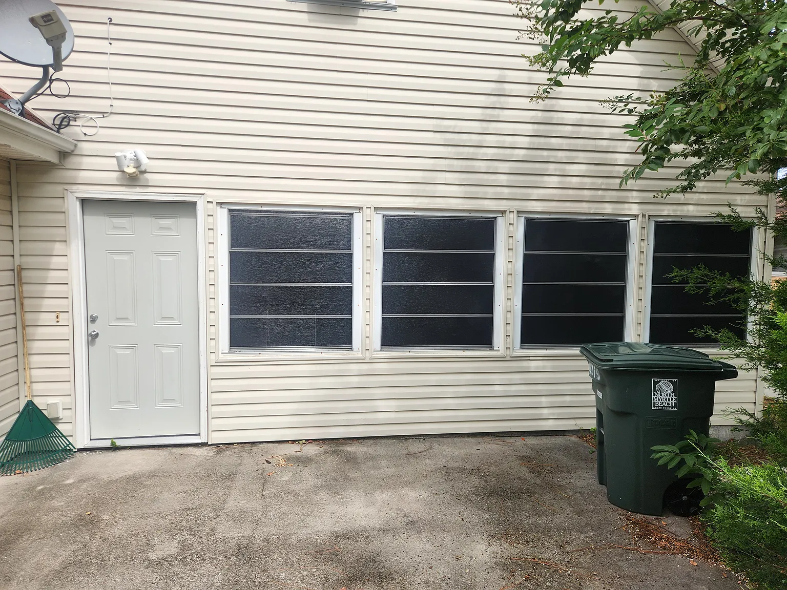 2 bed, $1,600 — Photo 2