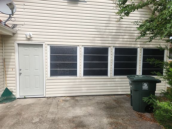 2nd image of 607 25th Ave S #B