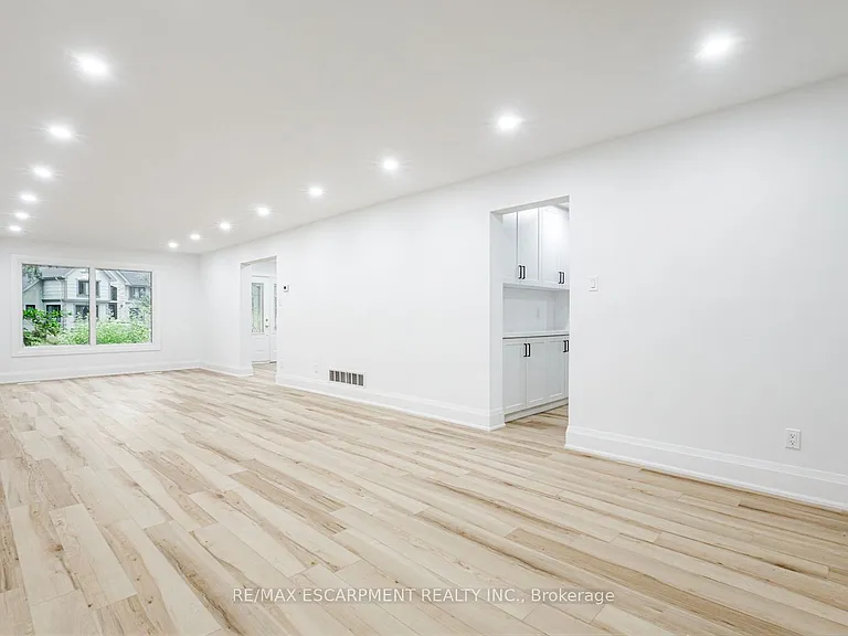 2104 Mississauga Rd — Photo 8