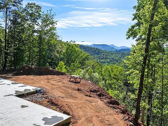 5th image of 488 Northridge Dr #17