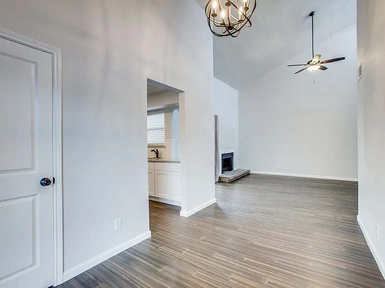 Creekside Condominumums — Photo 46